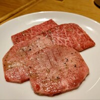 ビーフキッチン 渋谷店 - 上タン塩、カイノミ