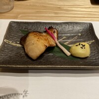 銀座 すし傳 - 鰤漬け焼き