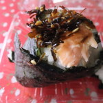 おむす人 - 鮭と昆布(200円)