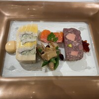 シェ・イノ - 