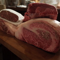 トロワフレーシュ - 今日の肉は5種類！