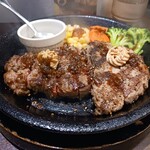 いきなりステーキ - 卓上の辛口ソースを追い掛け！