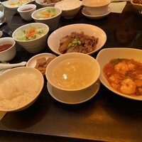 廣東料理 民生 ヒルトンプラザウエスト店 - 