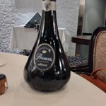 プレスキル - ドゥ・ヴノージュ プランス ブラン・ド・ノワール