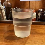 横浜家系ラーメン 三郷家 - 水。