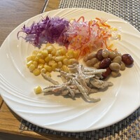 MIDO RESTAURANT PIC NIKA - 