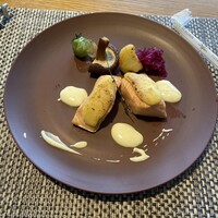 MIDO RESTAURANT PIC NIKA - 