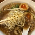 自家製麺中華そば 今里 - 縮れ麺がイイね