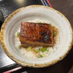 食煅 もみじ - 角煮飯 500円