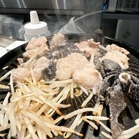 十勝ハーブ牛焼肉 MONMOM - 