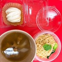 點水樓 本館 - 排骨酥麺、花巻