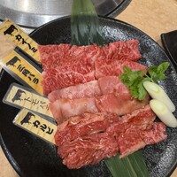 肉の田じま - カルビ盛り