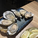 銀座で生牡蠣が美味しい専門店 牡蠣Bar - 