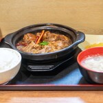 王富貴黄燜鶏 - 2024.11 土鍋豚足煮込み定食（1,050円）