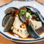 王富貴黄燜鶏 - 2024.11 ピータン豆腐（590円）