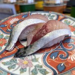 回転割烹 寿司御殿 - 捌き立ての豊後鯖