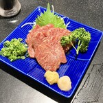 三酉屋 - 馬刺し