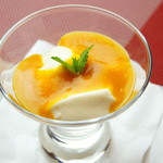 coconut panna cotta