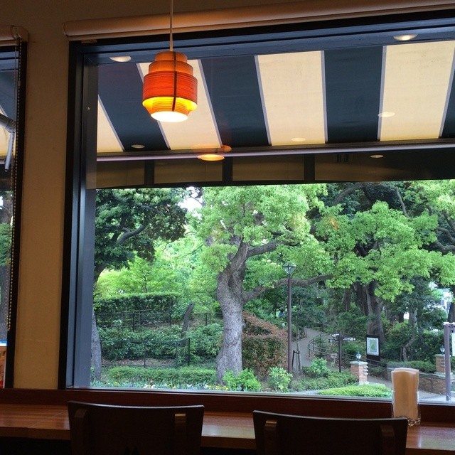 モリバコーヒー 横浜山下町店 日本大通り カフェ 食べログ