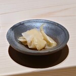 くるますし - ガリ