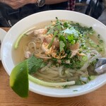 フォー ラスカル - チキンのフォー