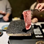 焼肉×創作びすとろ 笑進笑明 - 溶岩でじゅ～♡