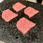 焼肉×創作びすとろ 笑進笑明 - とろけました～