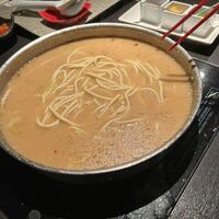 博多もつ鍋 やま中 赤坂店 - 鍋の〆はチャンポン麺をお願いしました・・・