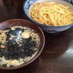 Nakamuraya - 黒胡麻つけ麺 
                      味付玉子付き 950円