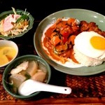 サワディー - 2014年5月8日魚カレー。お魚はナイルパーチです。