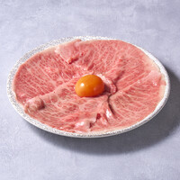 将泰庵名物！王者の炙りユッケ