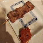 もつ焼き おでん かづのや - れば(143円)