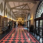 倉敷アイビースクエア - からの西門方面へ行く廊下