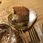 forare - お洒落な天然石の皿に盛り