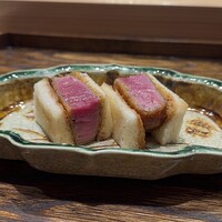 肉割烹 上 - 