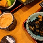 はせ川 - 大根の漬け物が美味しかったです。キュウリは調味液の人工的な味がいまいち。大根だけでいいと思います