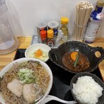 らぁ麺 まえ田 - ハンバーグセット¥1,500