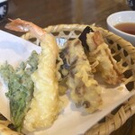 そば処 よつかど - 天ぷら盛り合わせ