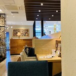 むさしの森珈琲 - 店内