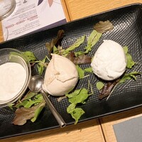 オービカ モッツァレラバー 横浜店 - 3種モッツァレラの盛り合