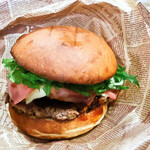 ビッツ - ベーコンチーズバーガー