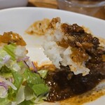キッチン ブルー グローブ - ご飯とカレー