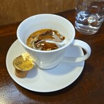 キッチン ブルー グローブ - ホワイトコーヒーへ