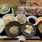 天然魚と七輪焼き 隠れ居酒屋 雑魚や - 
