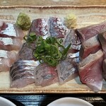 天然魚と七輪焼き 隠れ居酒屋 雑魚や - 