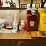 クアアイナ - 店内