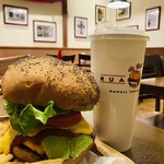 クアアイナ 三井アウトレットパーク入間店 - ドリンクMサイズにアップしました