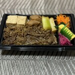 柿安ダイニング - 料理写真:すき焼き重　1400円