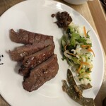 牛たん炭焼き 利久 仙台駅店 - 