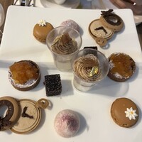 ポム・ダダン - 